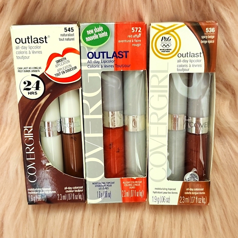 Brand New 3CT BUNDLE COVERGIRL OUTLAST Lip Color